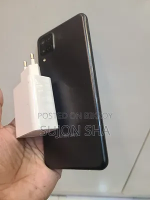 স্যামসাং গ্যালাক্সি এ১২ ৬৪ জিবি ব্ল্যাক