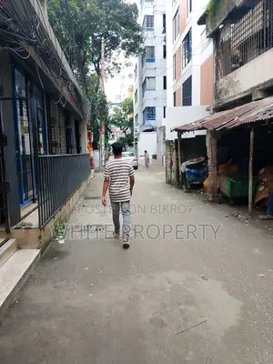৬ বেডরুমের বাড়ি, হোয়াইট প্রপার্টি, এলিফ্যান্ট রোড বিক্রয়ের জন্য