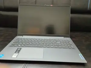 Laptop Lenovo 16GB AMD Ryzen 5 SSHD+SSD 2T
