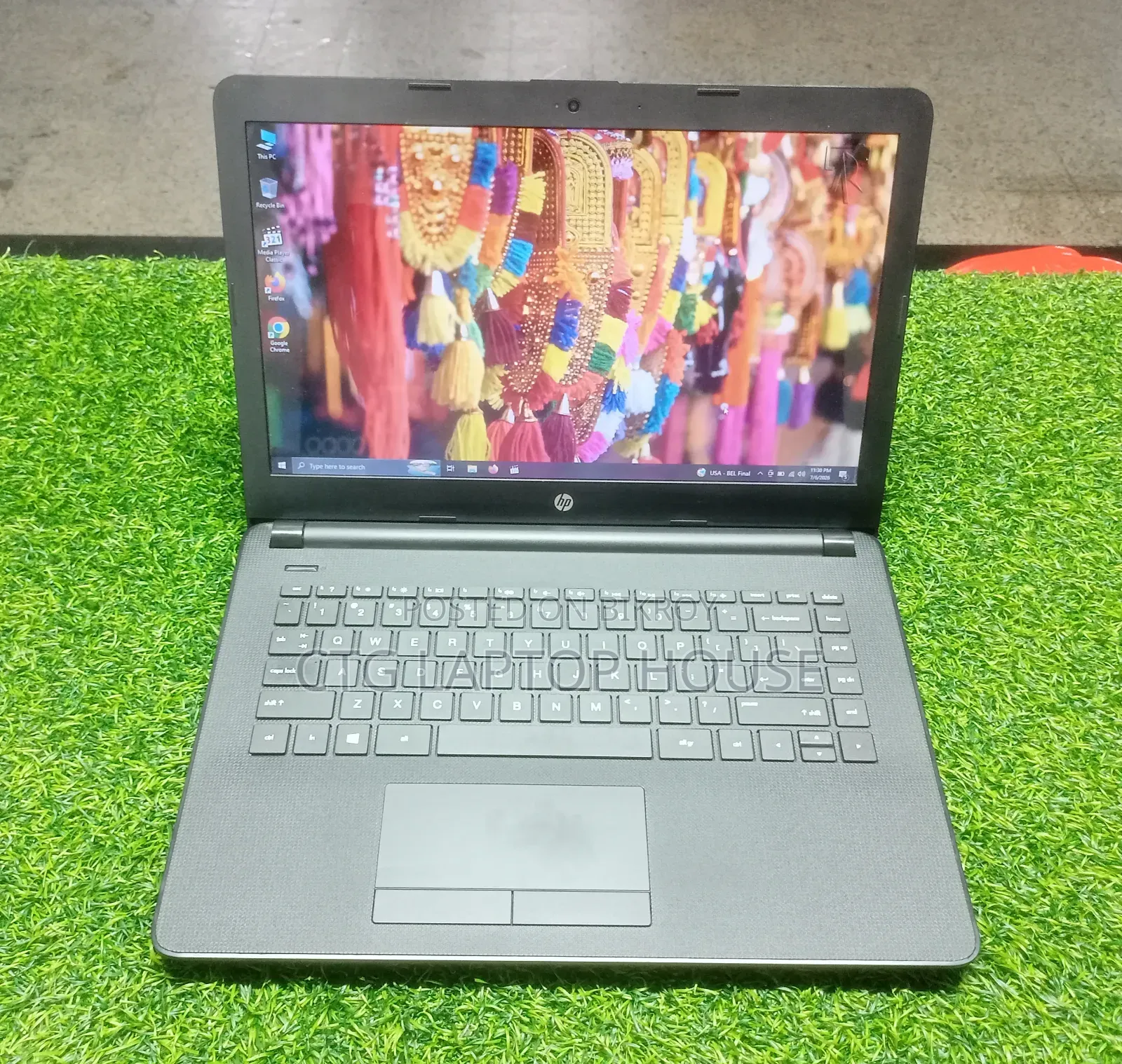 Laptop HP 4GB AMD HDD+SSD 128GB