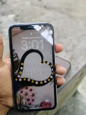 Apple iPhone 11 64 GB Silver