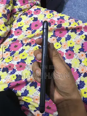 Apple iPhone 11 64 GB Black