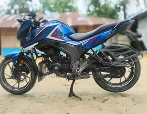 Honda Hornet 2018 Blue