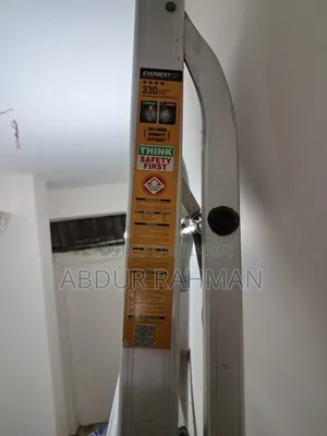 এভারেস্ট ১০ ধাপের মই