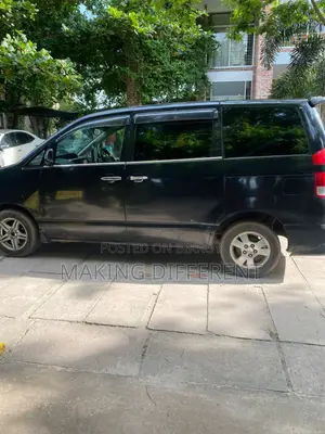 Toyota Noah 2002 Black