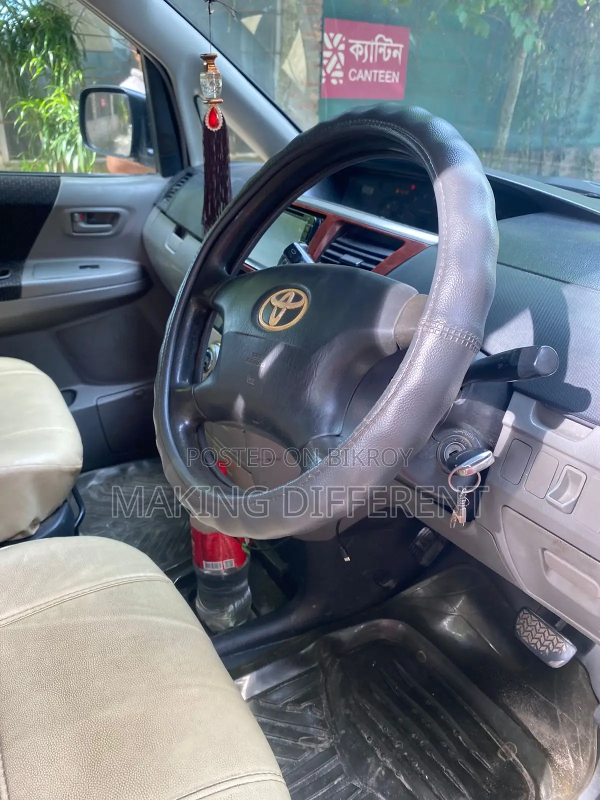 Toyota Noah 2002 Black