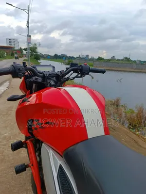 TVS Apache 160 4V 2020 Red
