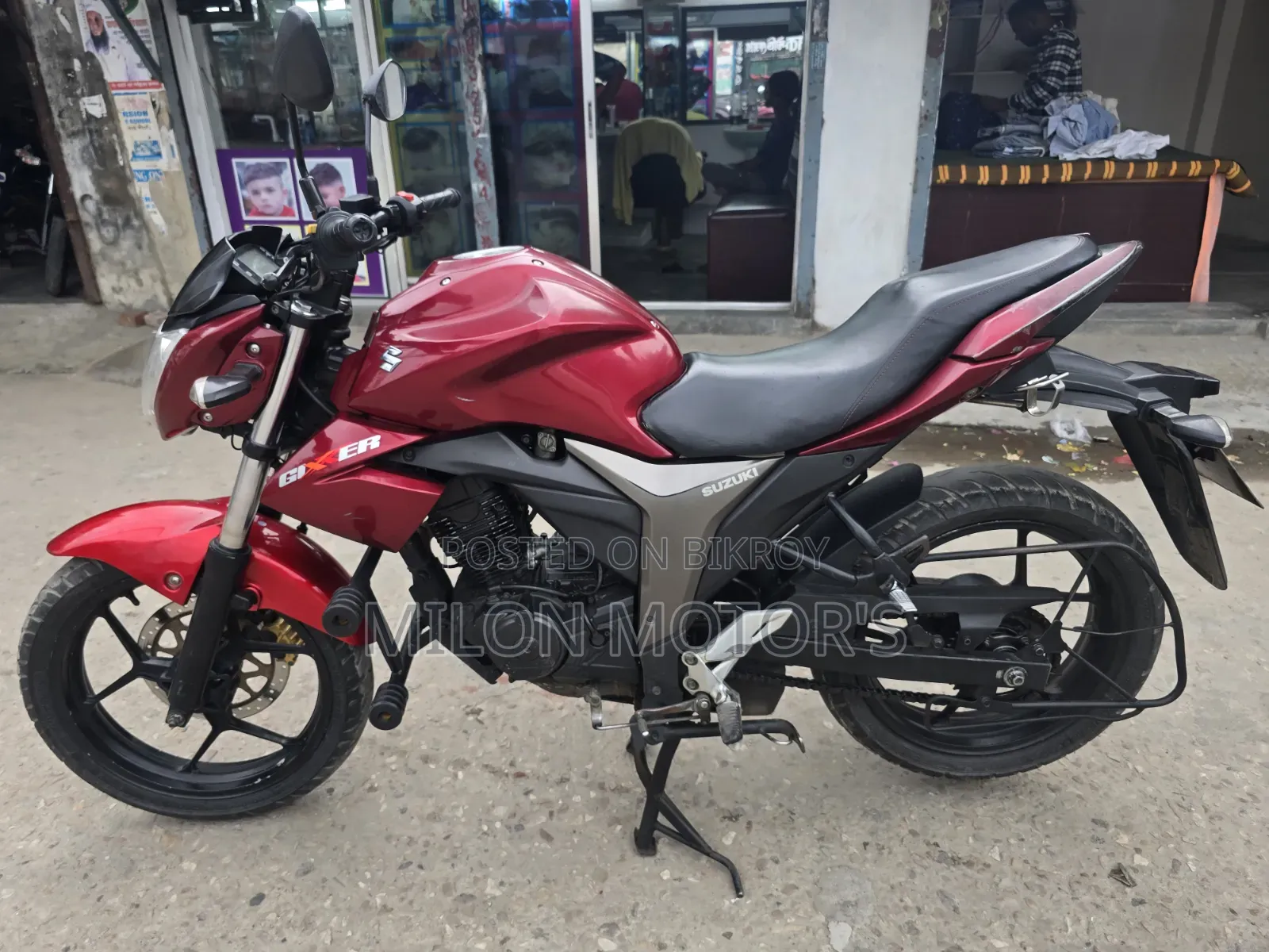 সুজুকি জিক্সার মনোটোন ২০১৮ রেড