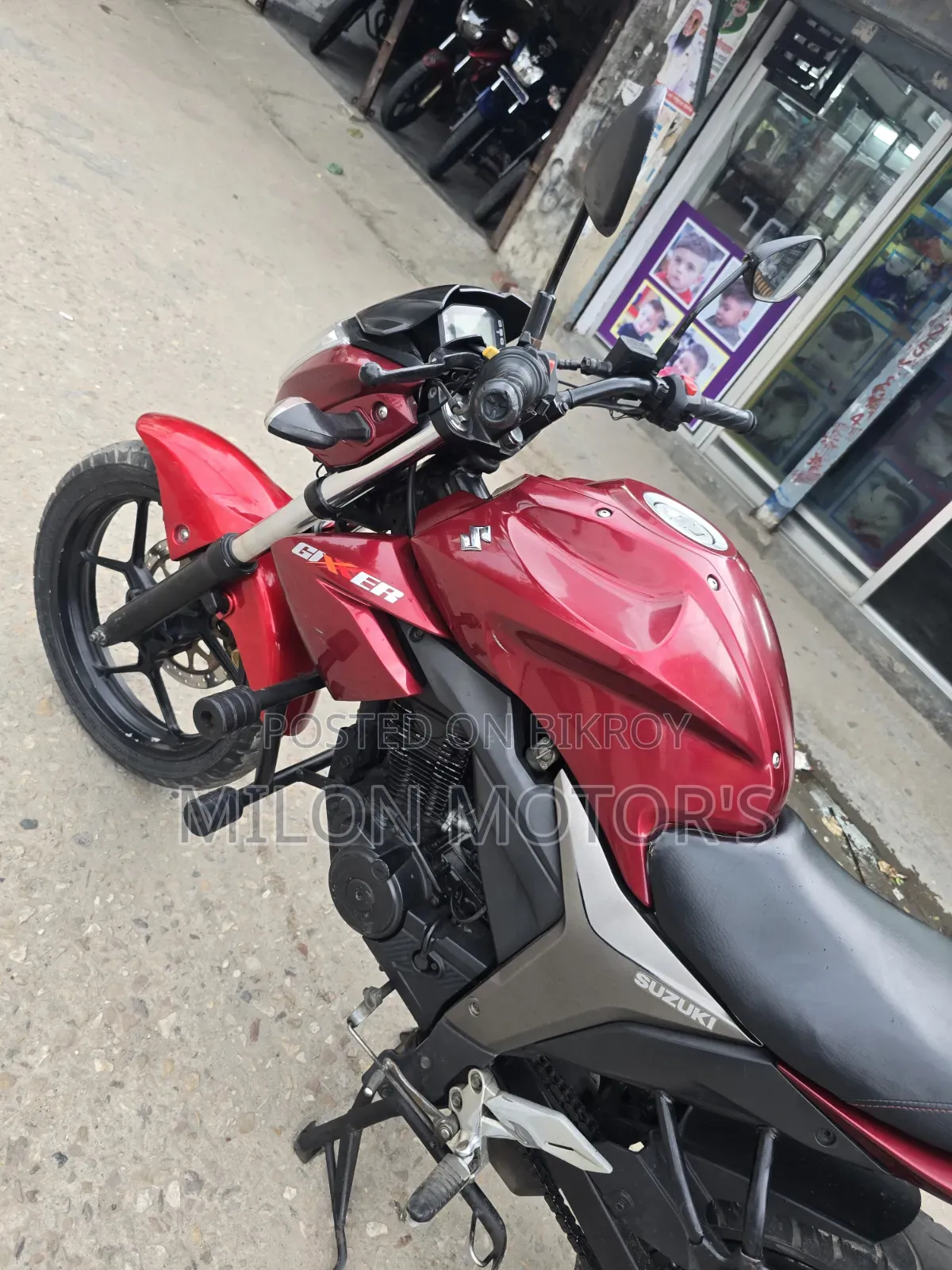 সুজুকি জিক্সার মনোটোন ২০১৮ রেড