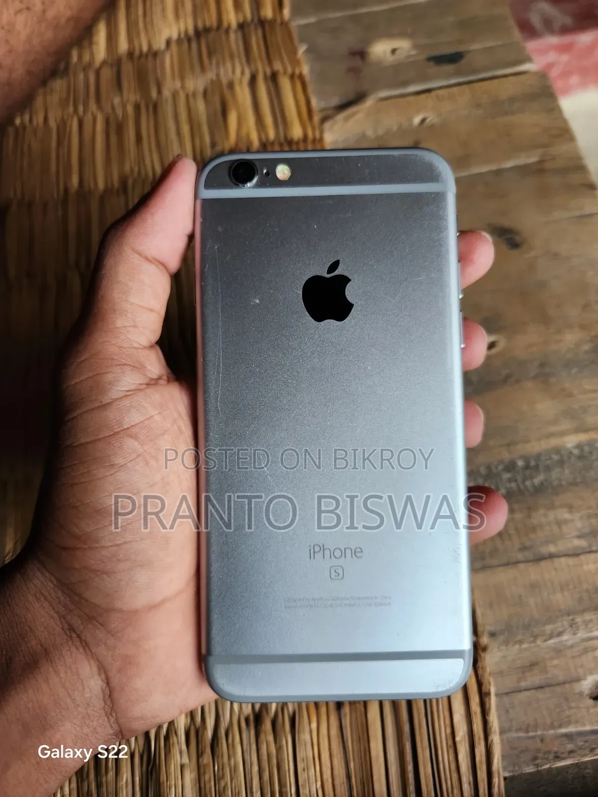 Apple iPhone 6s 64 GB White