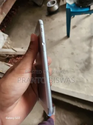 Apple iPhone 6s 64 GB White