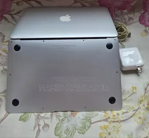 Laptop Apple MacBook Air 4GB Intel Core i5 SSD 128GB