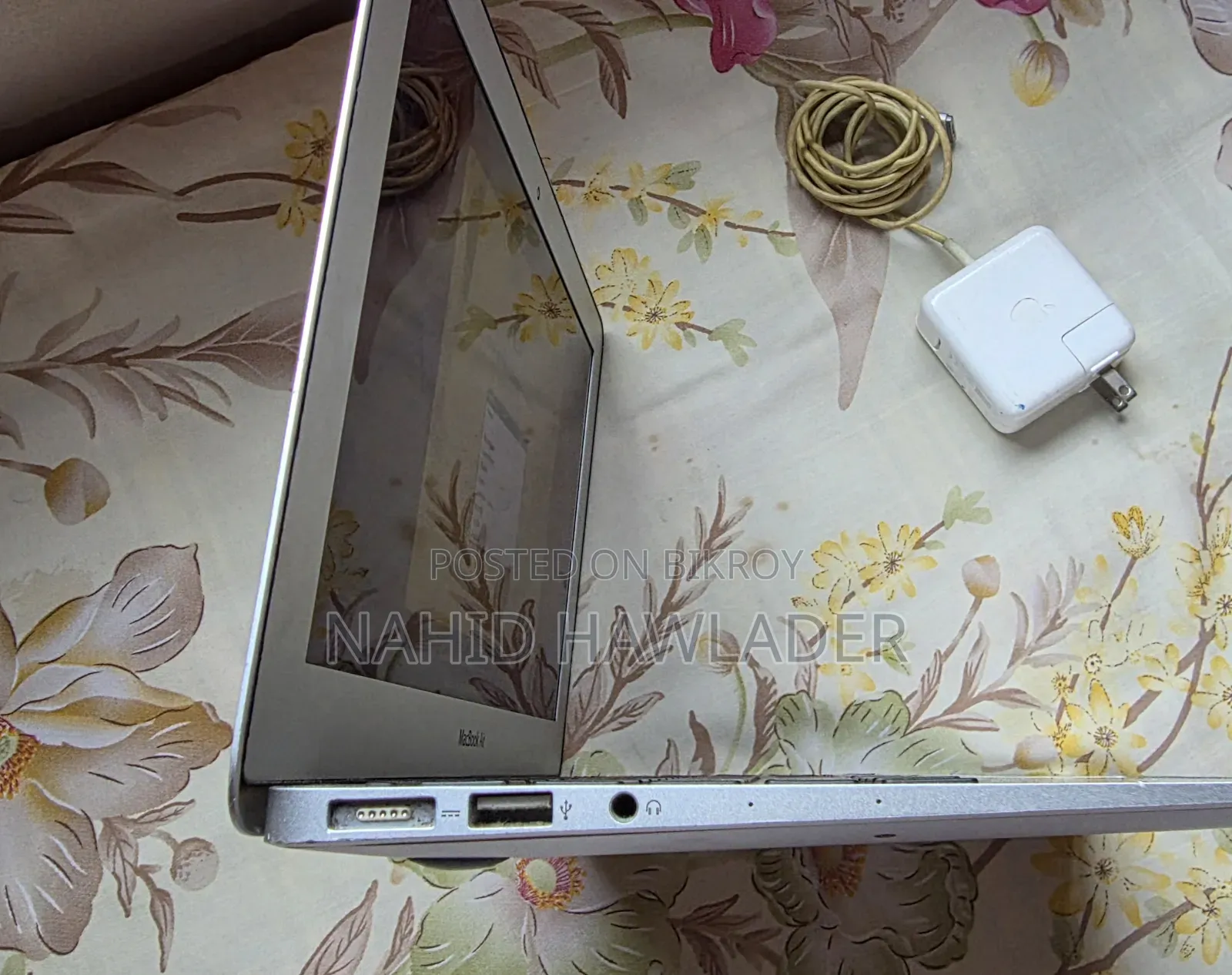 Laptop Apple MacBook Air 4GB Intel Core i5 SSD 128GB