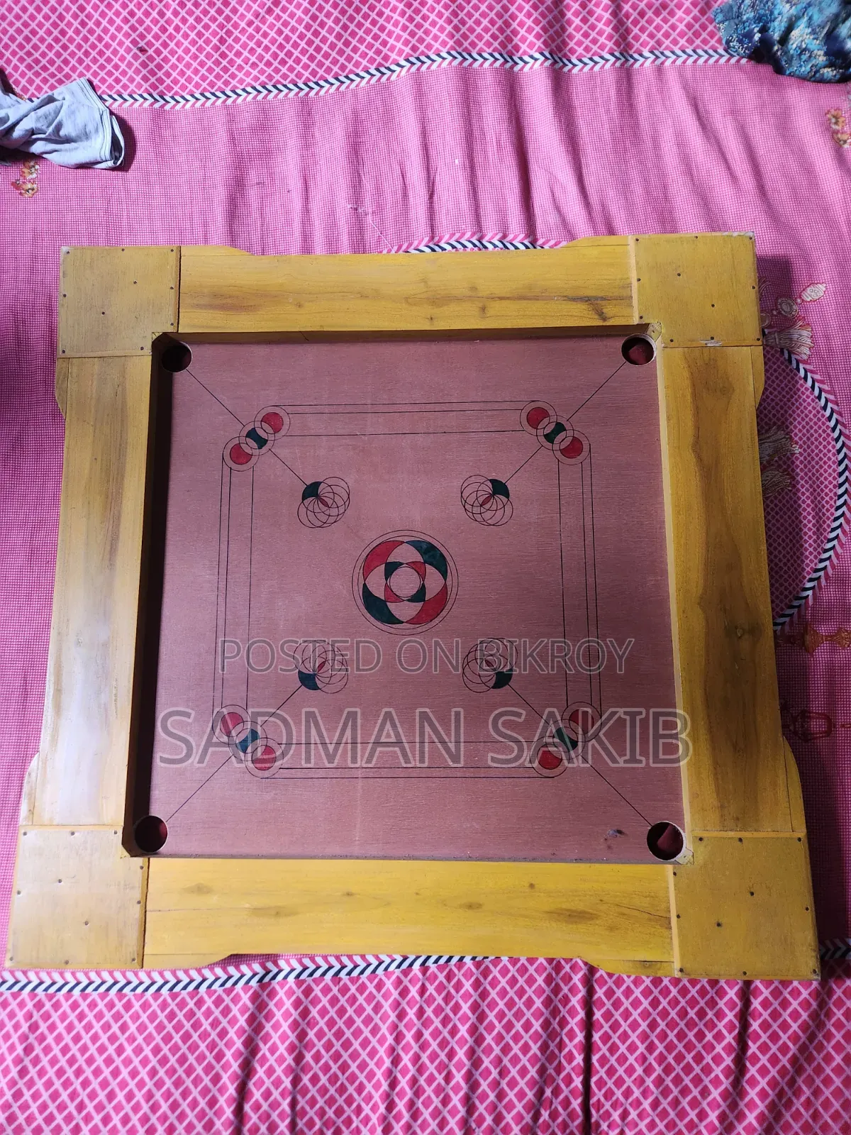 ৩০ ইঞ্চি কাঠের ক্যারাম বোর্ড