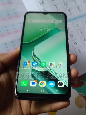 আইকিউওও ১২৮ জিবি