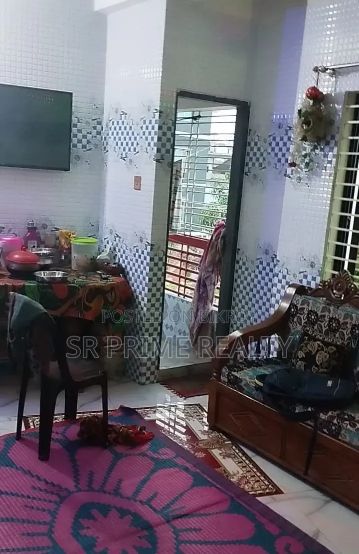 Mini Flat in জমি সহ বাড়ি ৬ তলা, Tongi for Sale