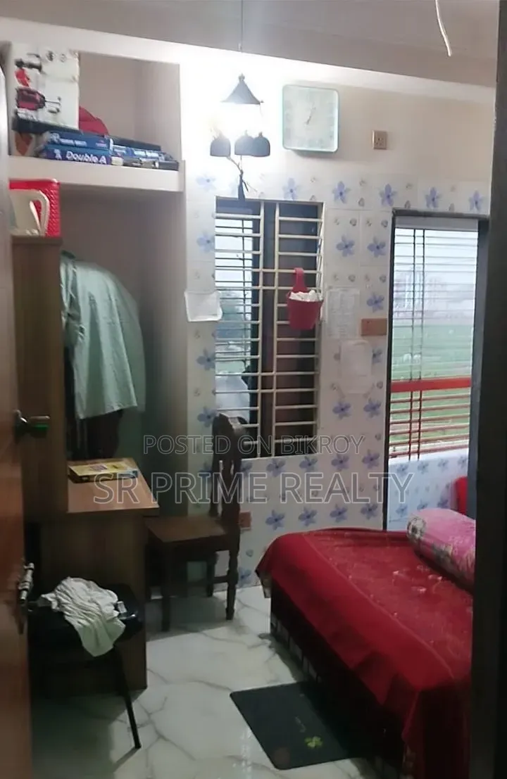 Mini Flat in জমি সহ বাড়ি ৬ তলা, Tongi for Sale