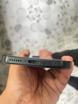 Apple iPhone 16 Plus 128 GB Black