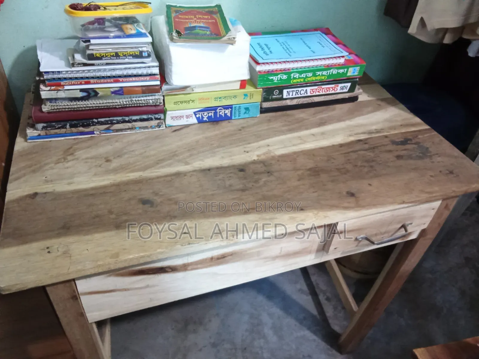1 Table + 1 Bench