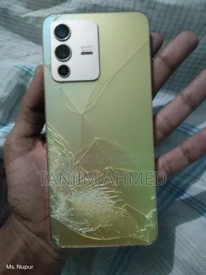 Vivo V23 5G 128 GB Gold