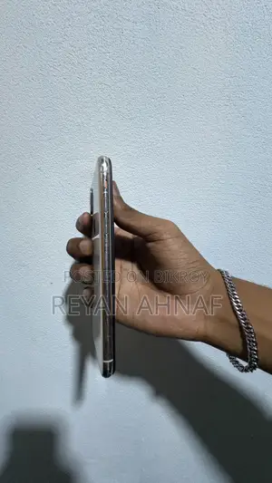 অ্যাপল আইফোন এক্স ৬৪ জিবি সাদা