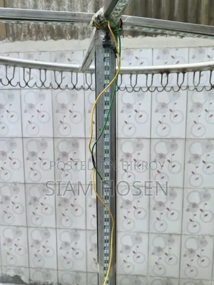 Clothes drying rack for balcony