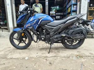 Honda X-Blade 160 2021 Blue