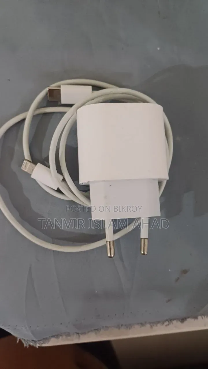 Apple 14pro Max Adepter 20wat
