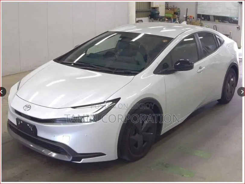 Toyota Prius 2023 Pearl