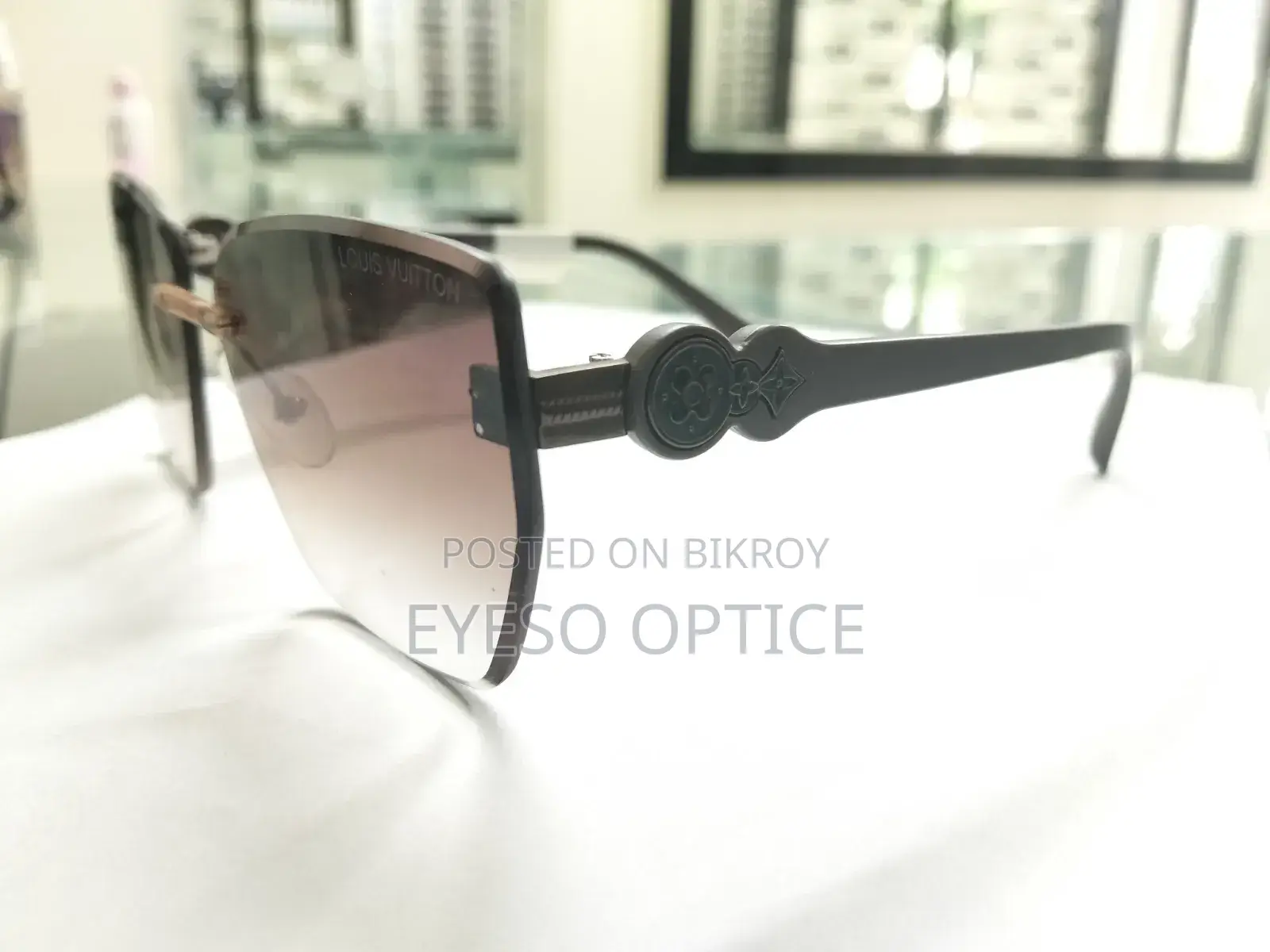 Gorgeous Sunglass for Ladies