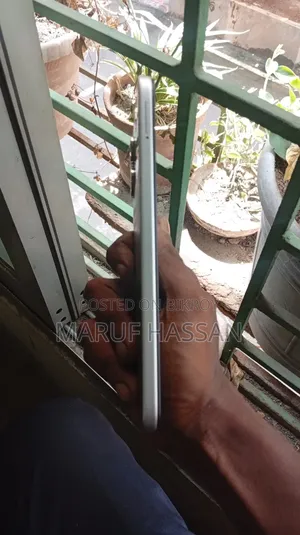 Infinix Smart 20 64 GB Silver