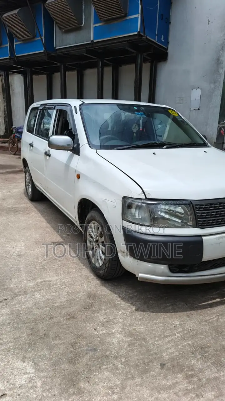 Toyota Probox 2005 White