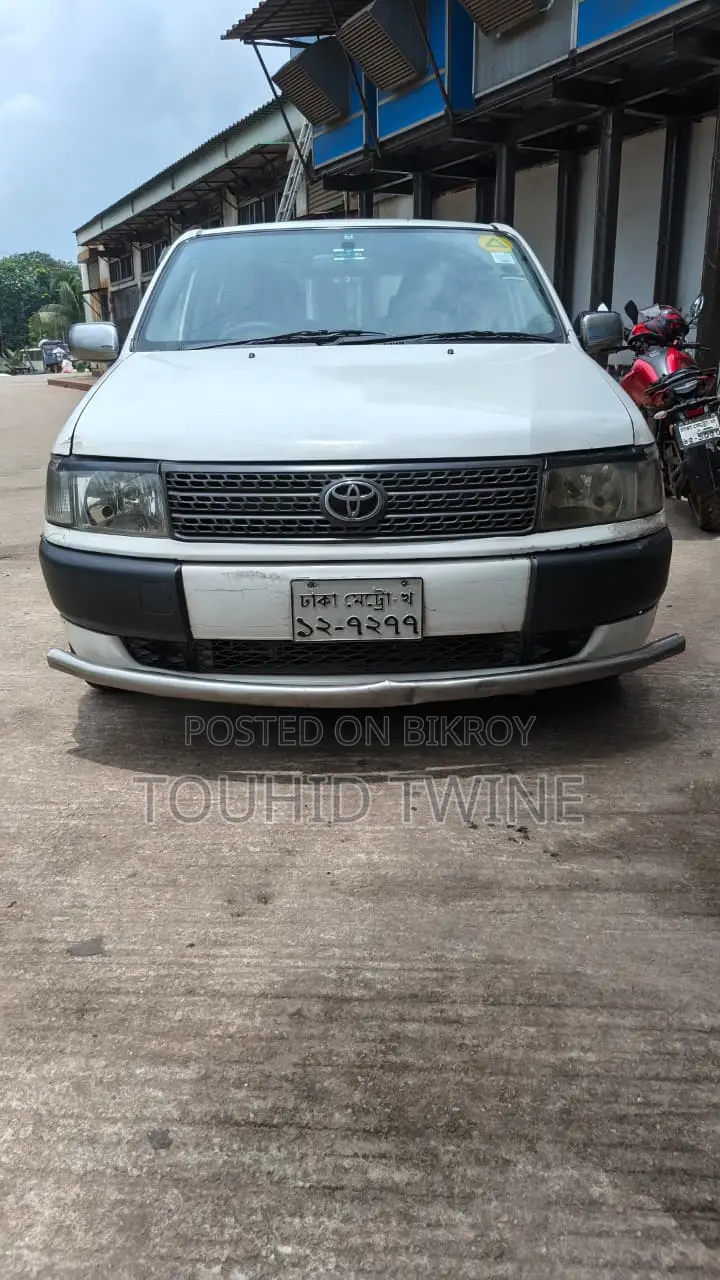 Toyota Probox 2005 White