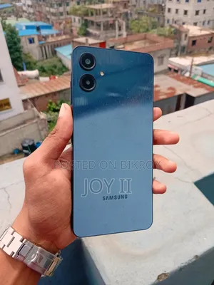 Samsung Galaxy A06 64 GB Black
