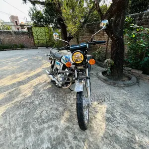 Yamaha 2001 Silver
