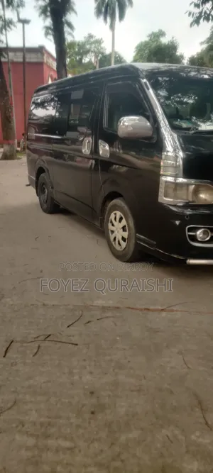 টয়োটা হাইল্যান্ডার ২০০৮ কালো