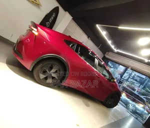 নতুন টয়োটা প্রিয়াস ২০২৩ রেড