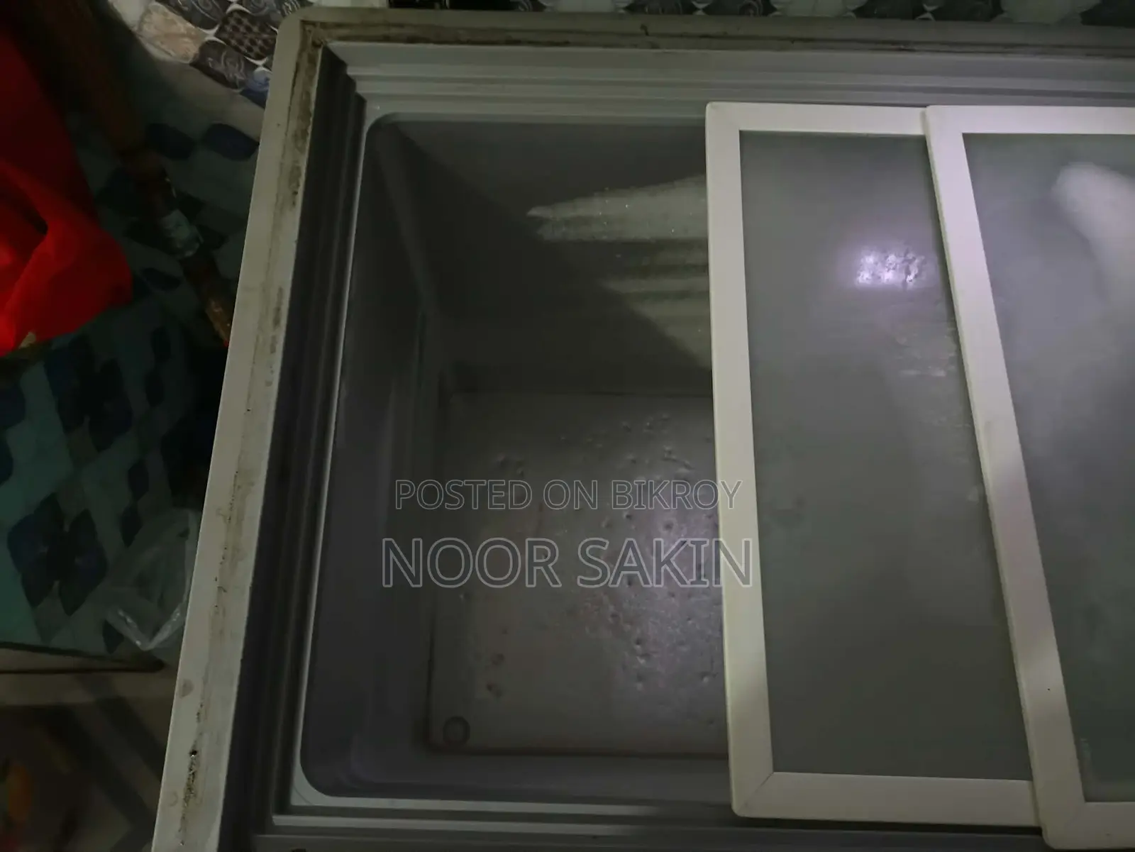 Deep Fridge 311 Liters