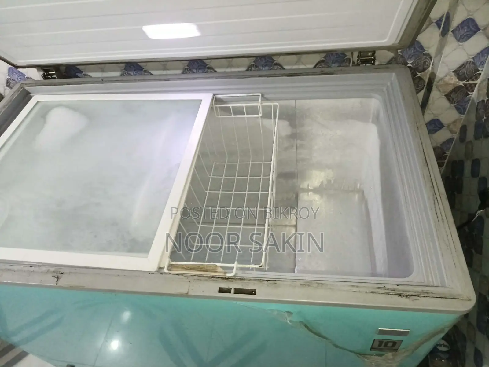 Deep Fridge 311 Liters