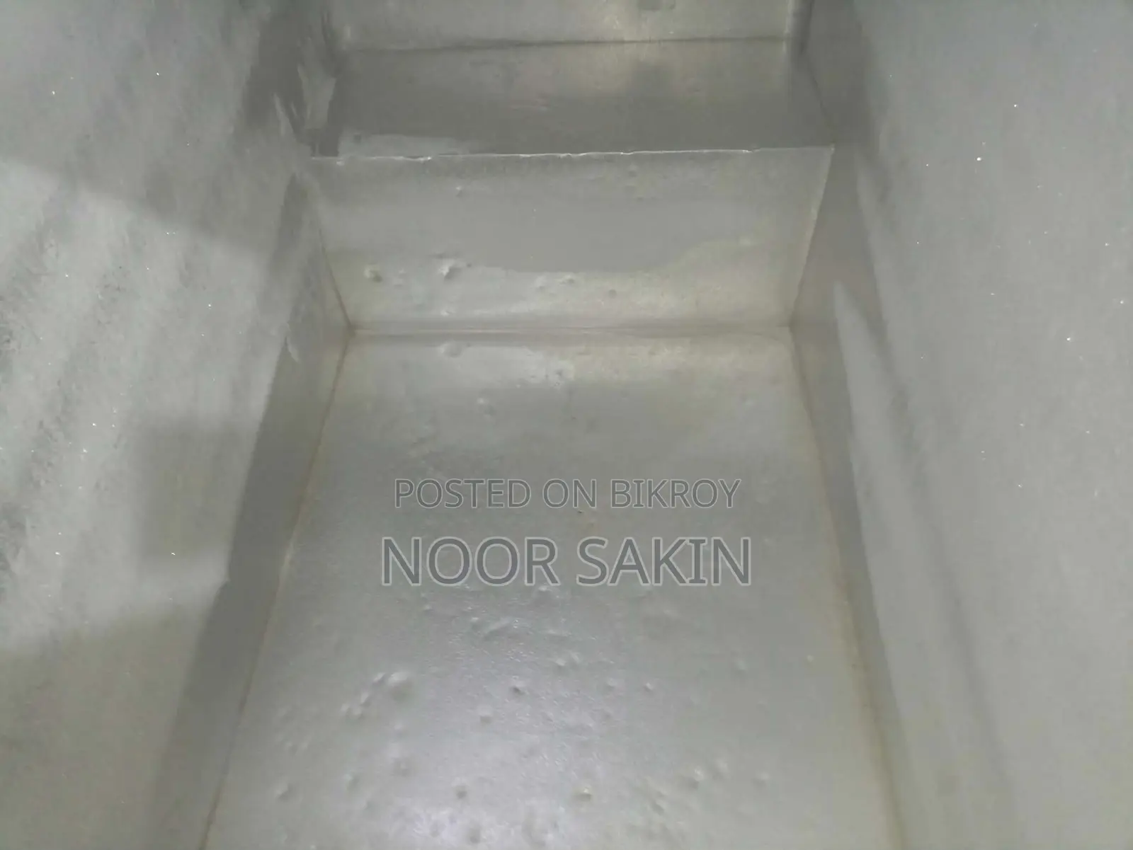 Deep Fridge 311 Liters