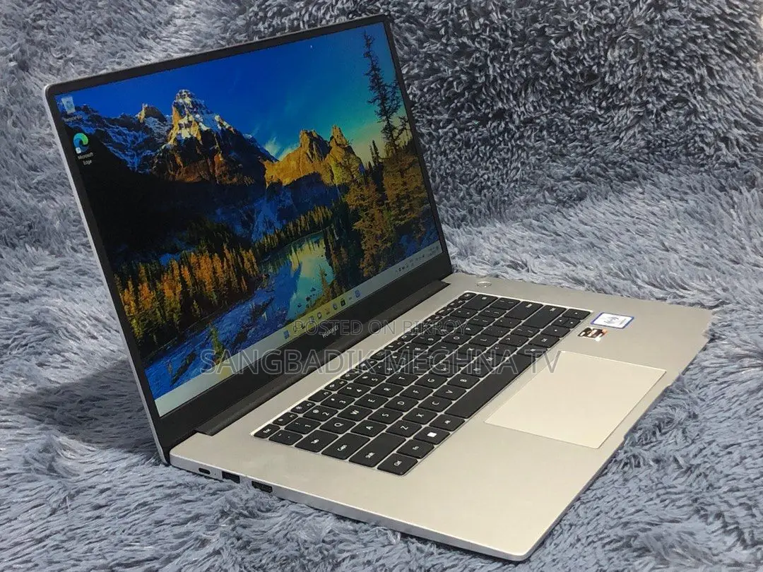Laptop Huawei 8GB AMD Ryzen SSD 512GB