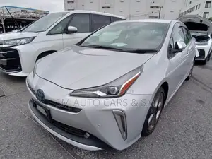 Toyota Prius 2021 Silver