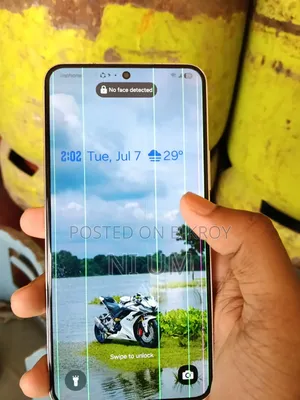 স্যামসাং গ্যালাক্সি এস২২ ৫জি ২৫৬ জিবি হোয়াইট