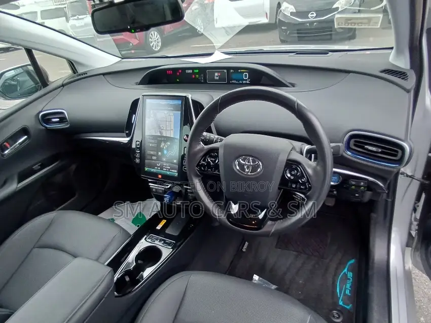 Toyota Prius 2021 Silver