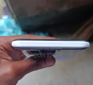 Vivo Y50 128 GB White