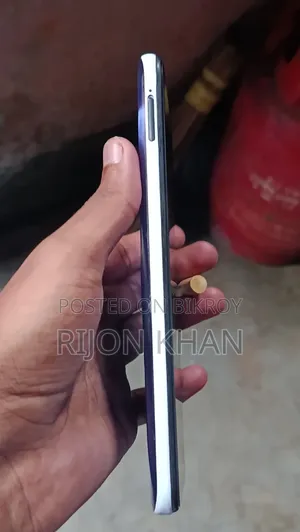 Vivo Y50 128 GB White