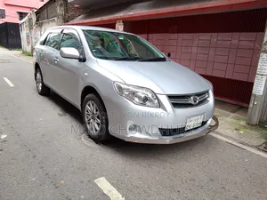 টয়োটা এক্সিও ২০১১ সিলভার