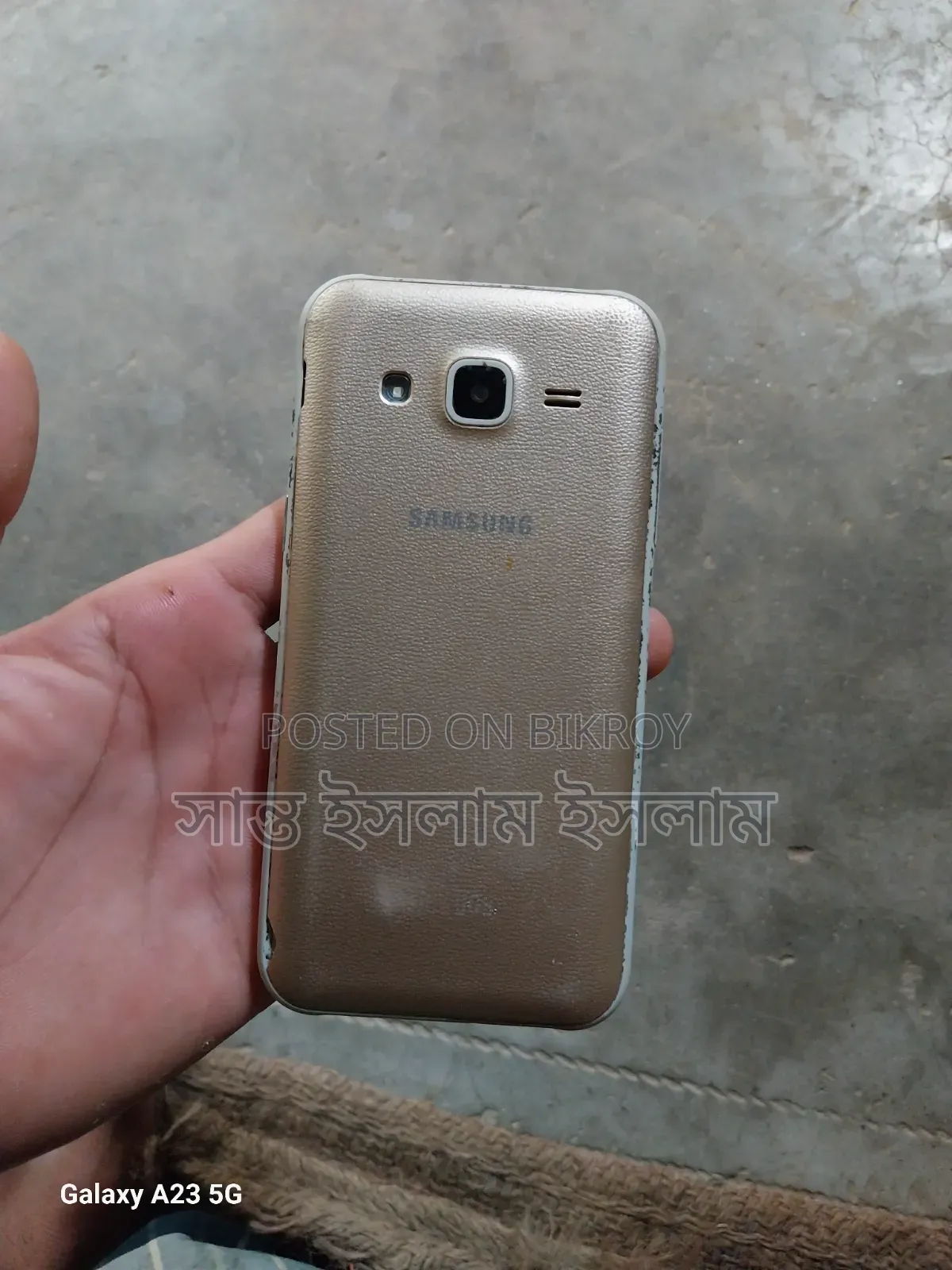 Samsung Galaxy J2 8 GB Gold