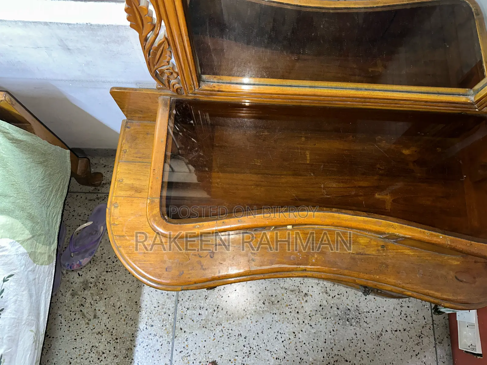 Wooden Dressing Table