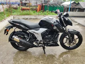 TVS Apache 160 4V 2021 Black